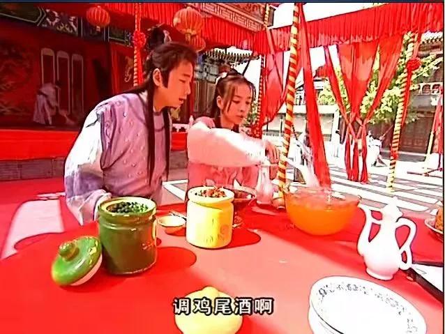 “古靈精怪”別硬演，比起裝嫩、擠眉弄眼，這8位女明星高明的多