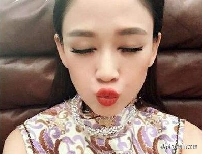 8位女星嘟嘟嘴，迪麗熱巴可愛(ài)，趙麗穎甜美，楊紫俏皮，你喜歡誰(shuí)