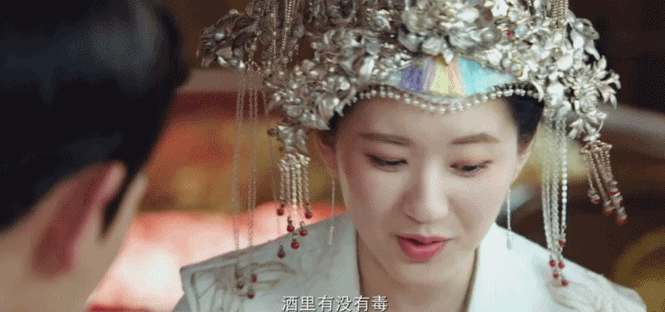 “古靈精怪”別硬演，比起裝嫩、擠眉弄眼，這8位女明星高明的多