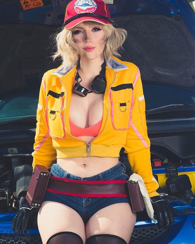 澳洲御姐Moonfox魅惑Cos美圖 性感火辣超胸猛