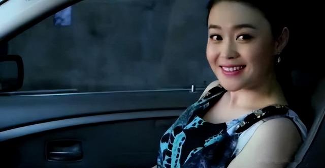 只因“胸中有溝壑”，被揣測的關(guān)婷娜，娛樂圈里最悲哀的“真相”
