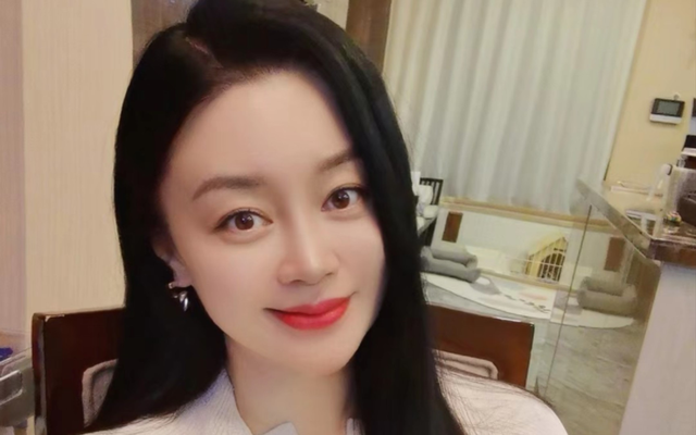 只因“胸中有溝壑”，被揣測的關(guān)婷娜，娛樂圈里最悲哀的“真相”