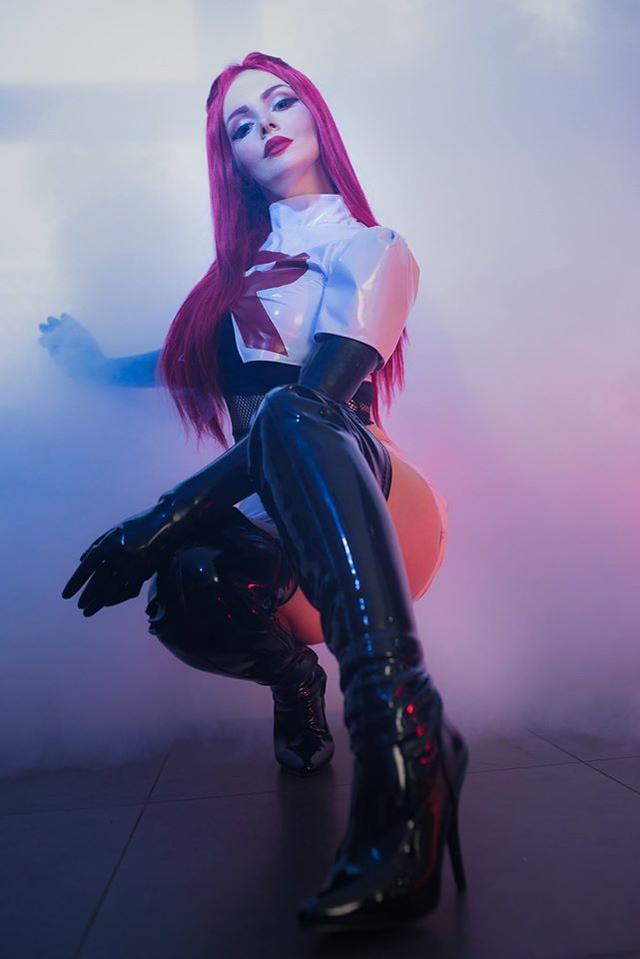 澳洲御姐Moonfox魅惑Cos美圖 性感火辣超胸猛