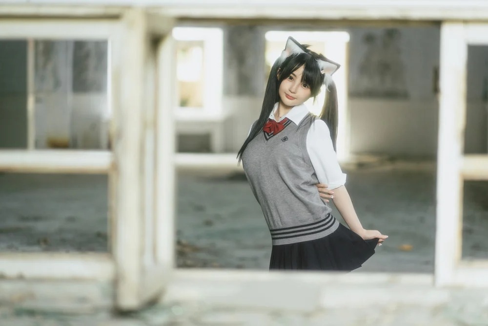 誘惑學(xué)生裝美女