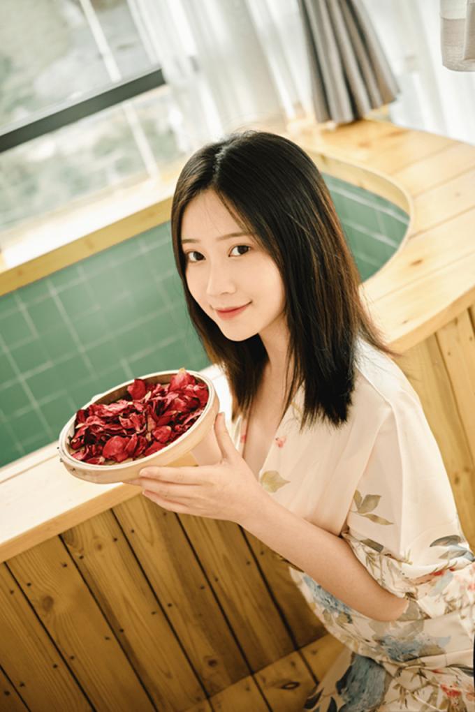 端莊美麗又大方